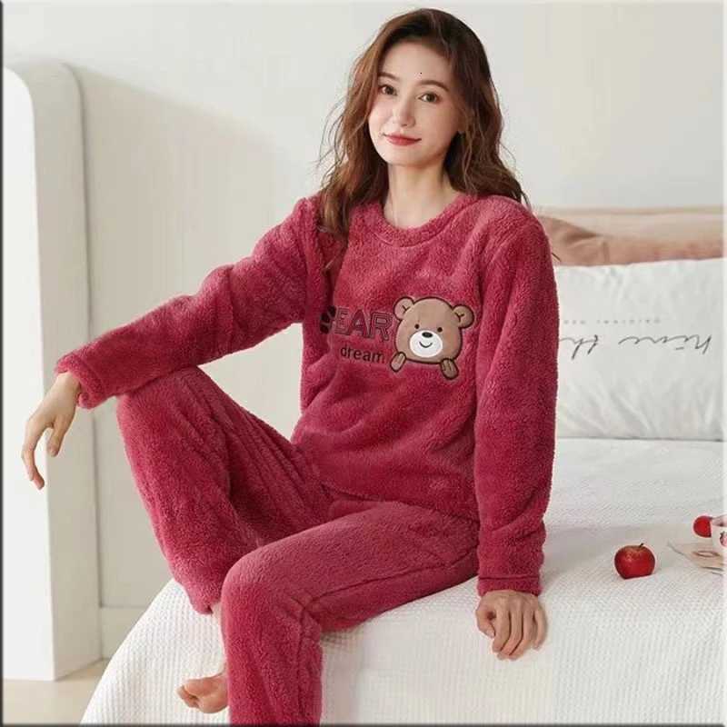 Thickened Warm Flannel Womens Sleepwear Coral Velvet Pajamas Winter Cute Cartoon Bear Padded Two Sets Girl Nightwear LoungewearT251029
