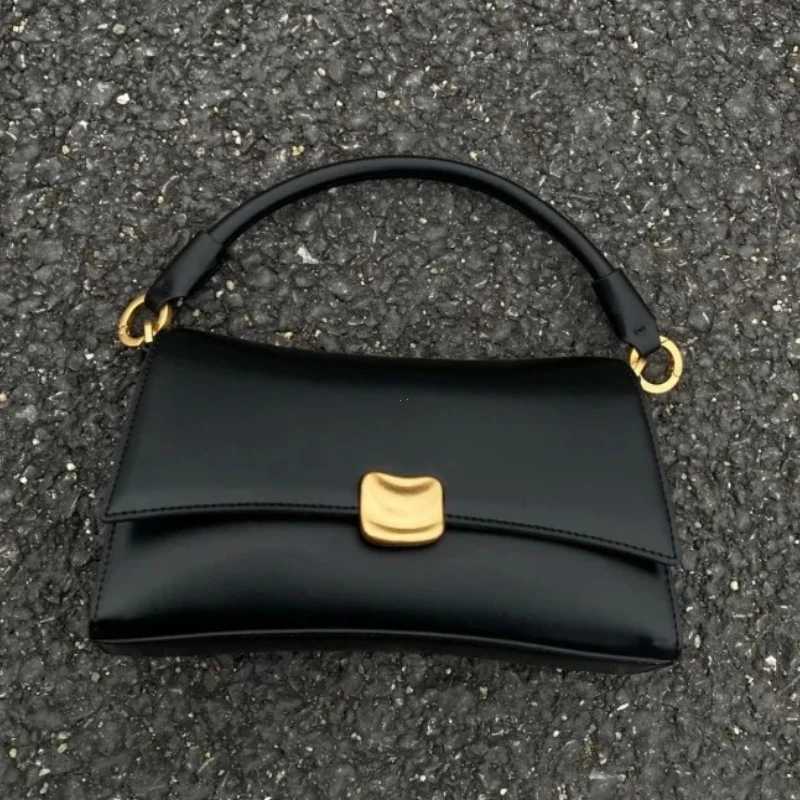 Y2K Wens Shoder Bag Black Flap Lock PU Leather TopHandle Messenger Bag Highend Feel Niche Handbag New Trendy Square Bag D251029