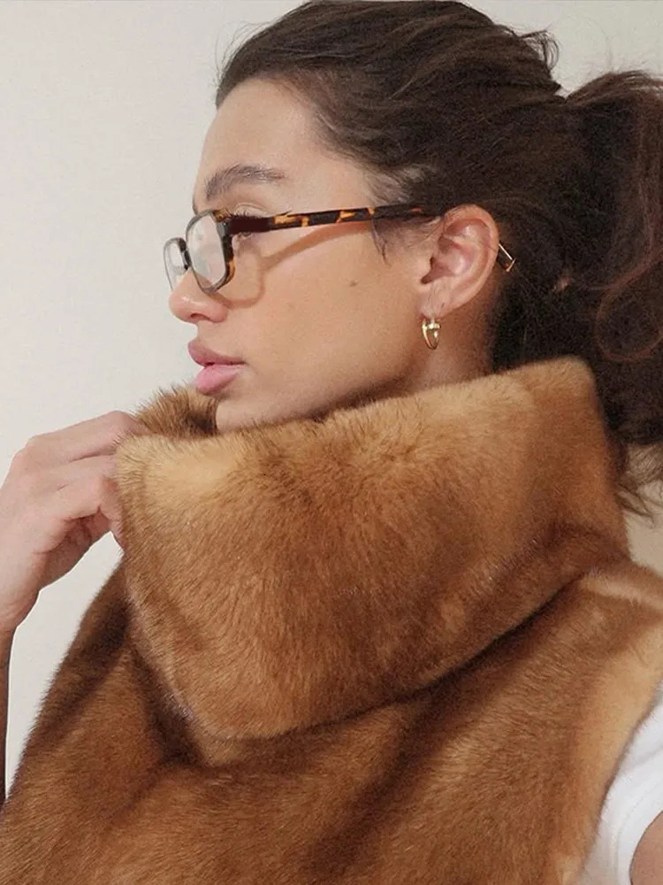 Brown Sleeveless Faux Fur Vest Casual Womens Sleeveless High Collar Loose Waistcoat Lady 2025 Daily Chic Highstreet Vests 251029