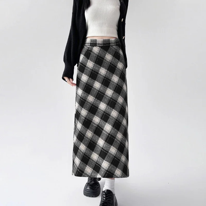 2025 Autumn Vintage Woolen Plaid Skirts Lady Elegant High Waist Slimming ALine Skirt Women Korean Streetwear Slit Long Skirt 251028