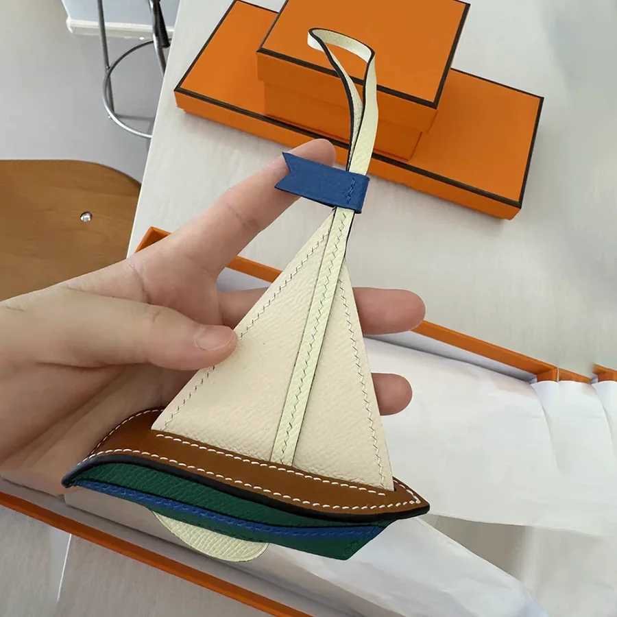Newly Sailboat Bag Charm Pendant Smooth Sailing Handmade Genuine Cowhide Car Hanging High Quality Key Chain Bags AccessoriesW251029