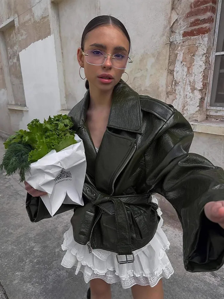 Olive Green Leather Jacket Coat Silhouette Vintage High Street Trend Zipper Lapel Short Overcoat Loose Casual Top Outwear Autumn 251029