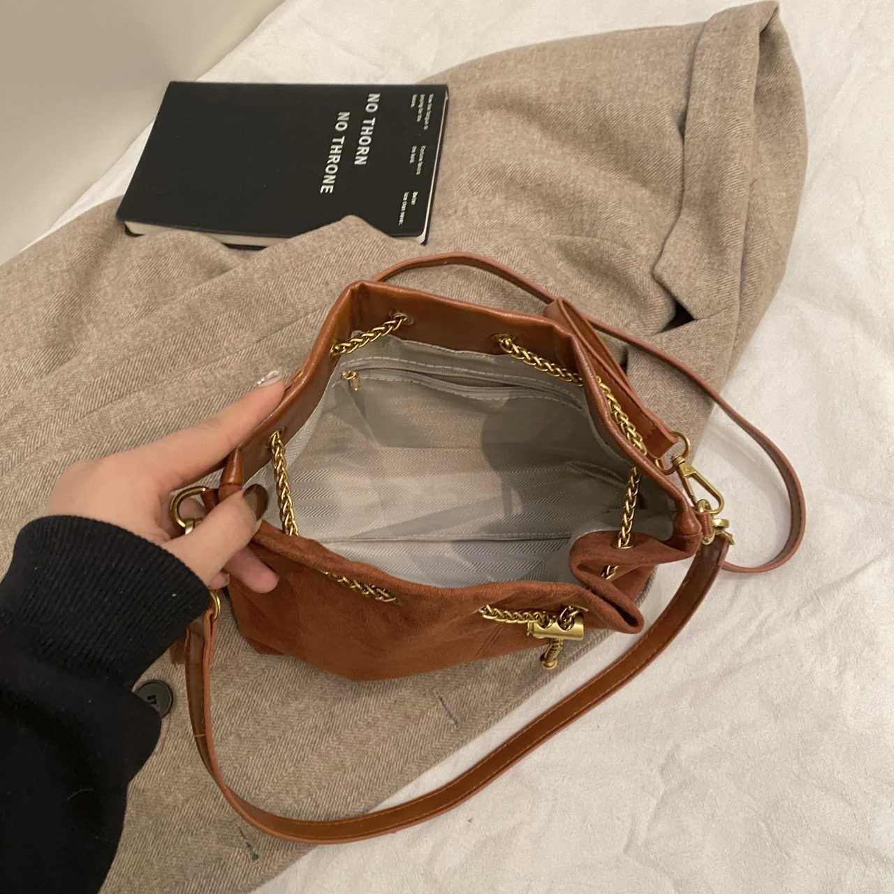 Luxury Nubuck Leather Shoulder Bag For Women Brand Designer Handbag And Purse 2024 New Bucket Crossbody Bag Mini Small Bolsas W251029