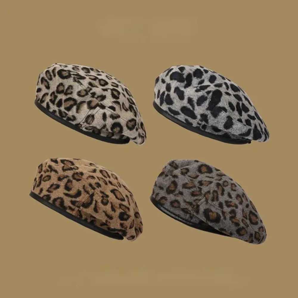 Fashion Korean Version Leopard Print Beret AllMatch Student Octagonal Cap Painter HatW251029