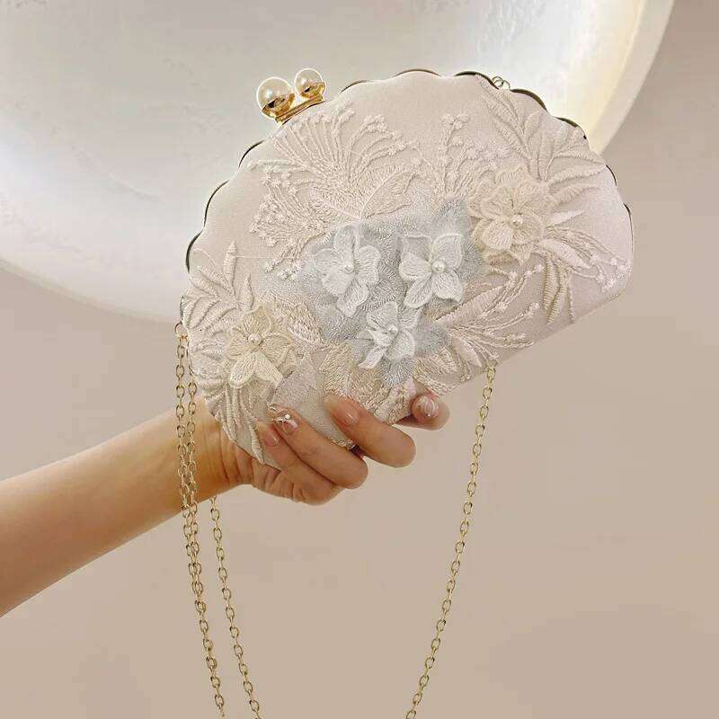Designer Bags Handmade Antique Hanfu Cheongsam Dress Embroidered Dinner Bag Single Shoulder Oblique Chain New Luxury Bag