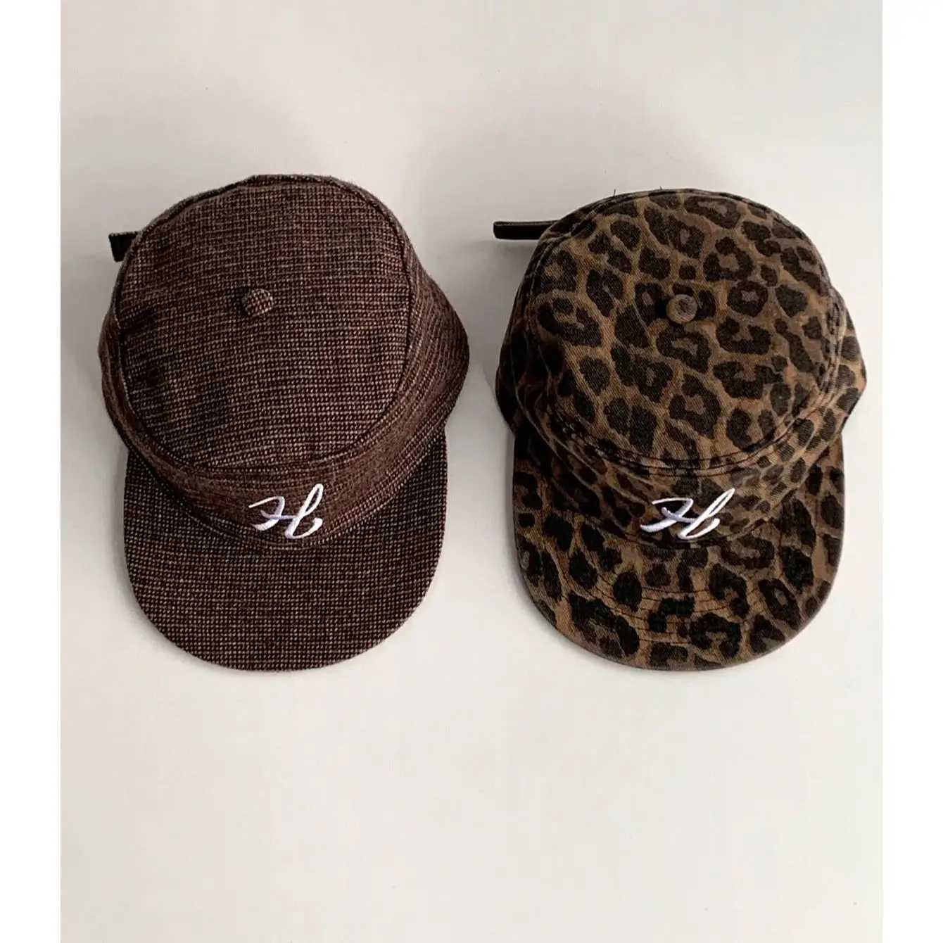FlatTop Vintage Baseball Cap for Women with 3D Embroidery Casual Versatile FlatBrimmed Baseball Cap for Men TrendyW251029