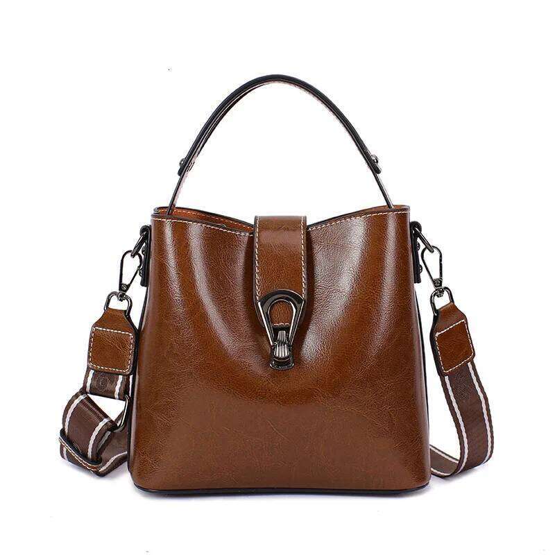Real Cowhide Leather Women's New Bucket Lady Fashion Single Shoulder Messenger Bag Versatile Handbag Casual Crossbody Bags