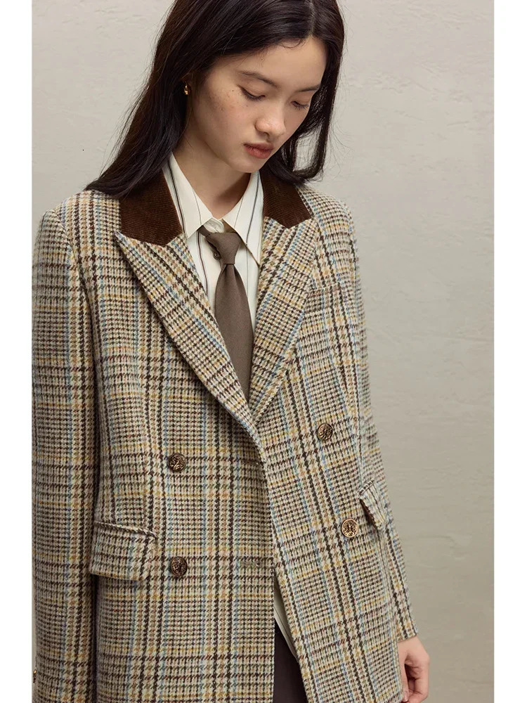 ZIQIAO 100 Wool Brown Retro Woolen Suit Jacket For Womens Winter Plaid Short Solid Women Jackets Casual 251028
