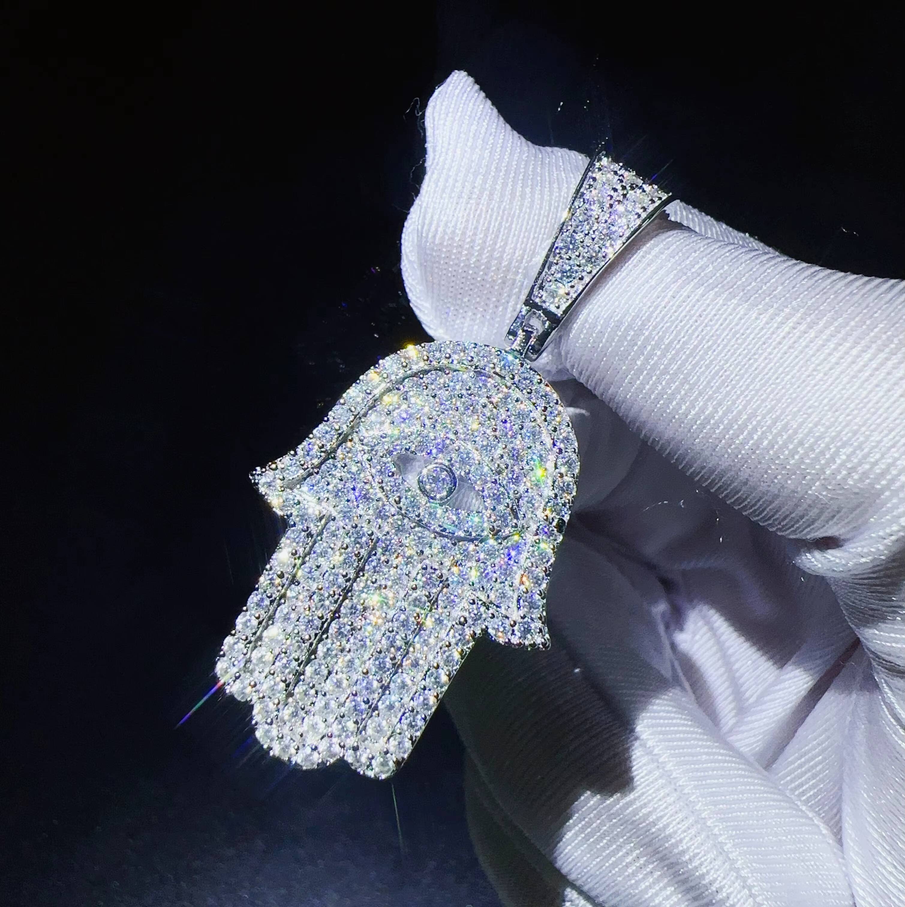 Sterling Silver 925 Jewelry Moissanite Hamsa Hand Pendant VVS Diamond Iced Out Pendant Hip Hop Pass Tester