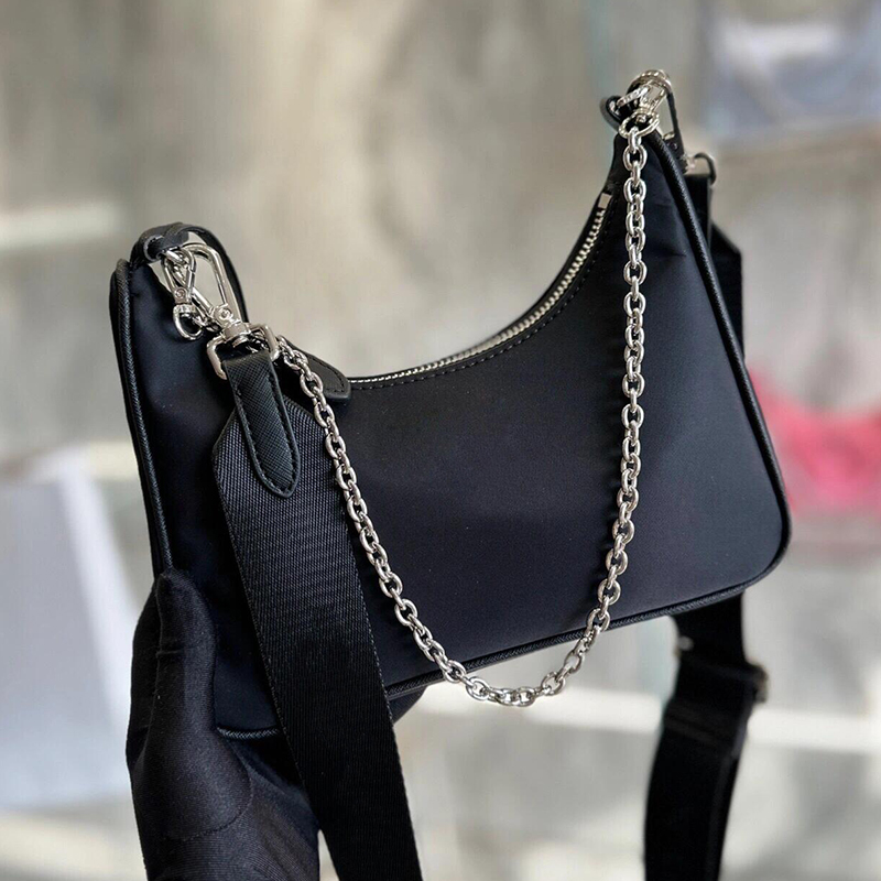 Designer Bag Nylon bag Luxury Bag Fashion 2005 three-in-one Canvas Crossbody Bag Metallic Chain Classic Geometric Letter Handbags Wallet