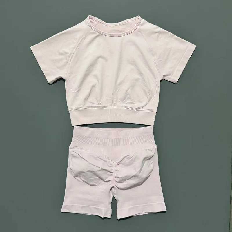 2 Piece Women Yoga Suit High Elastic Seamless Sportswear Slim ShortSleeved Top High Waist Leggings Running Workout Sports SetXJ251029