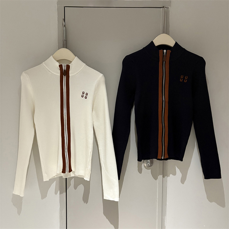 Women Letter Slim Fit Sweater Jacket Designer Stand Collar Knitted Cardigan Luxury Street Fashion Versatile Long Sleeved Coat