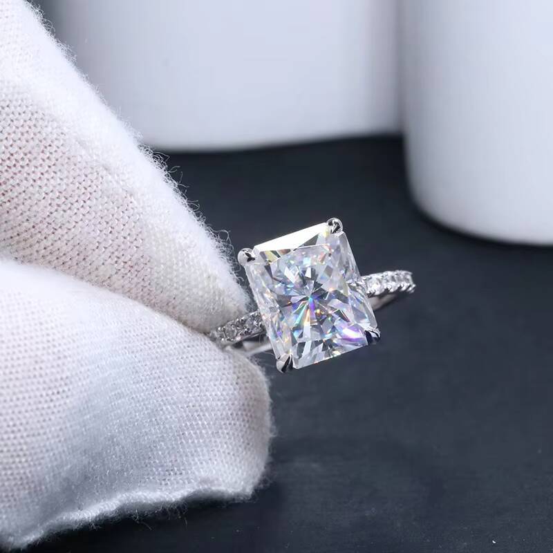 Yingma Fine Jewelry 5 Carats Radiant Diamond Moissanite Pure Gold Ring 14K Custom Wedding Ring