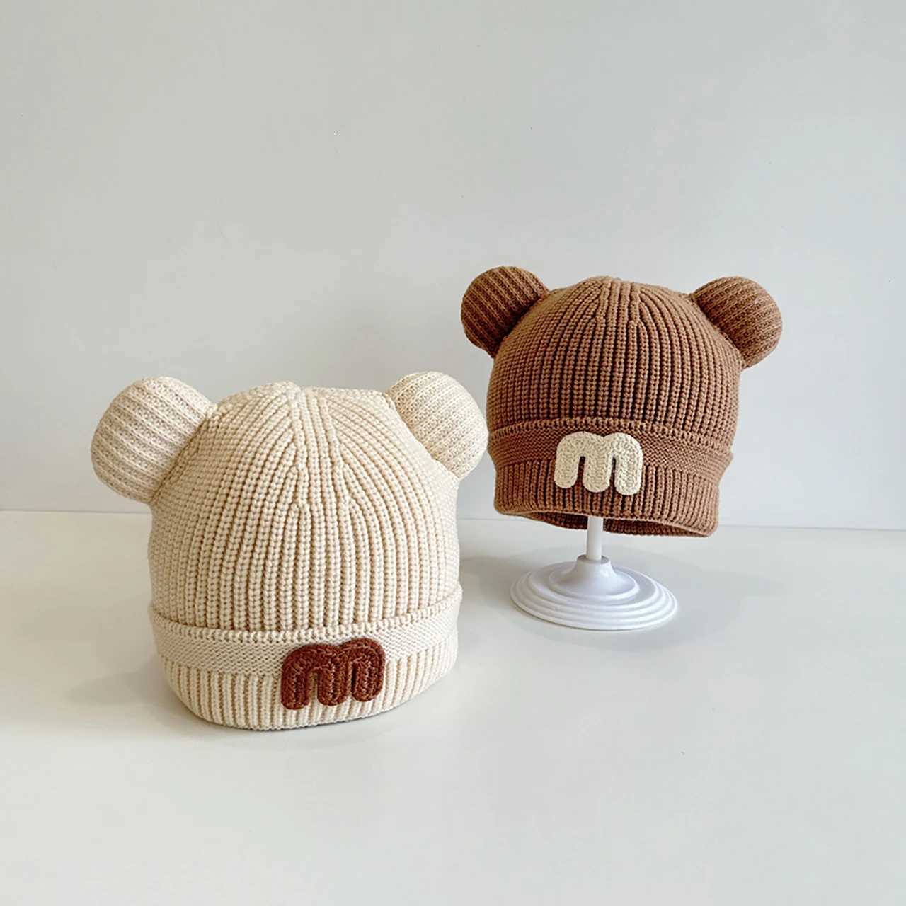 Solid Color mLetter Baby Knitted Hat Thick Warm Autumn Winter Beanie Outdoor Coldproof Kids Boys Girls Pullover Cap251028