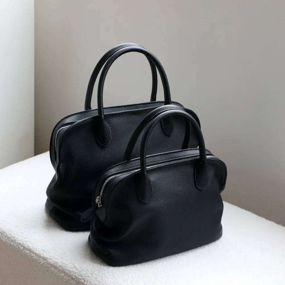 First Layer Cowhide Shell New Niche Design Minimalist Style Soft Genuine Leather Large Capacity Women's Hand Tote Bag 251029