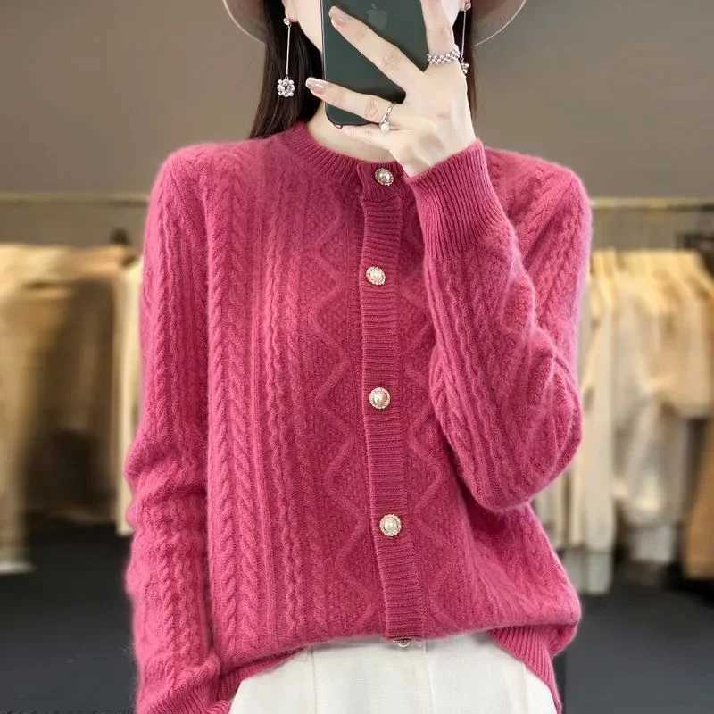 HighQuality Sweater Womens New Thick Round Neck Knitwear Coat Ladies Autumn Winter 2025Twist Loose Cardigan Jacket Female TopsT251028