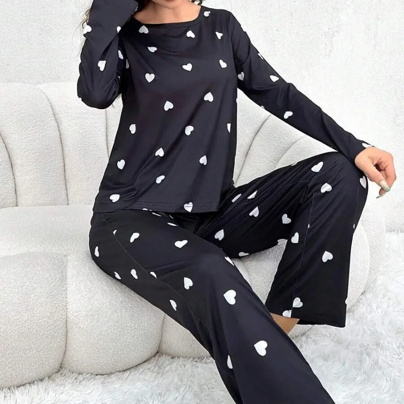 Womens Pajamas Casual Love Print Round Neck Long Sleeve Pants Fall and Winter Comfortable Set Girl Sleepwear Homewear 251029