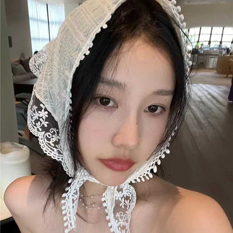 Korean Ins Lace Hair Scarf Women Retro Triangle Hair Band Strap Hair Bag Headscarf Hat Travel Photo Headband Turban AccessorieW251028