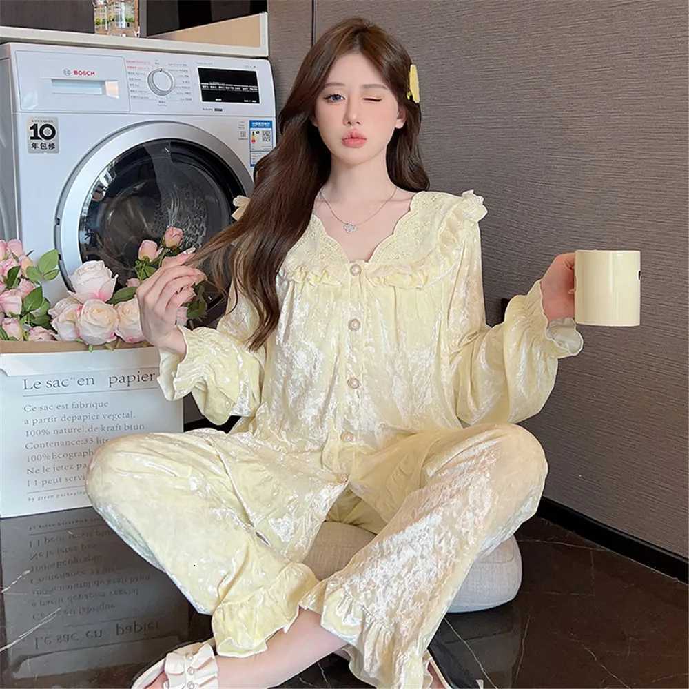 Autumn Velvet Pajamas Set Long Sleeve Shirt Trouser Suits Sexy Lace Trim VNeck Sleepwear Loose Casual Home Wear LoungewearT251029
