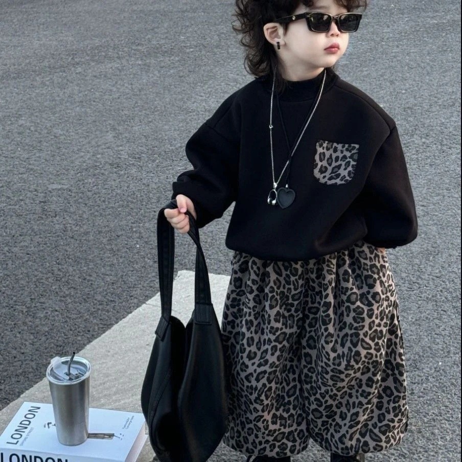 Spring and Autumn Designer Fashion Korean Boys Cool Fashion Multi functional Retro Leopard Pattern Set Children's Fashion Top and Pants