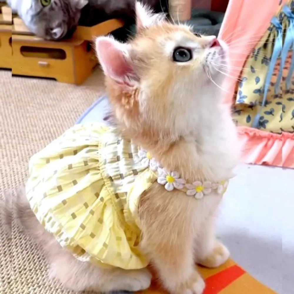 Floral Style Collar Cat Dress Thin Yellow Green Puppy Tutu Skirt Cute Mini Pet Clothes Cat Party Dress for Summer 251029
