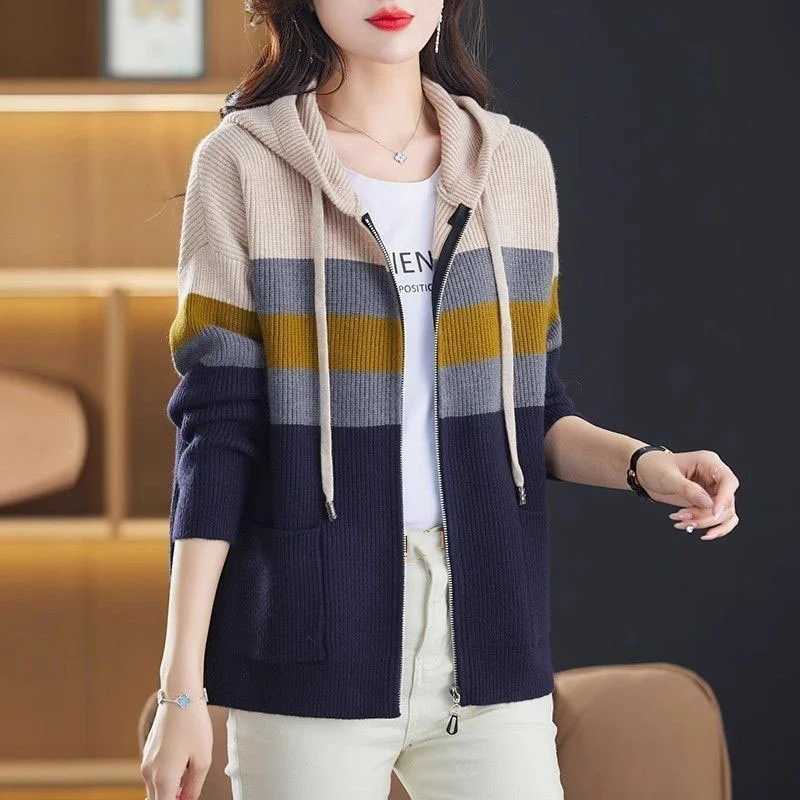 Autumn Winter New Fashion Hooded Long Sleeved knitted Cardigan Sweaters Women Loose Korean zipper Knitted Ladies JacketT251028