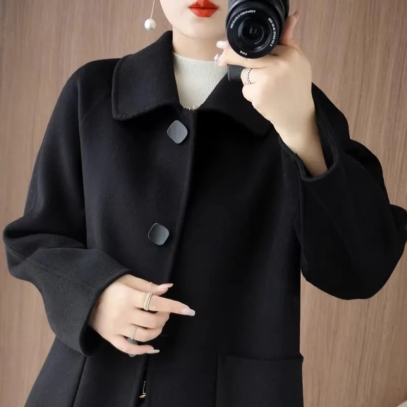 100 Wool Doublesided cashmere Coat Womens Autumn Winter Temperament Korean version Doll collar Women Coats Single Breasted 251029