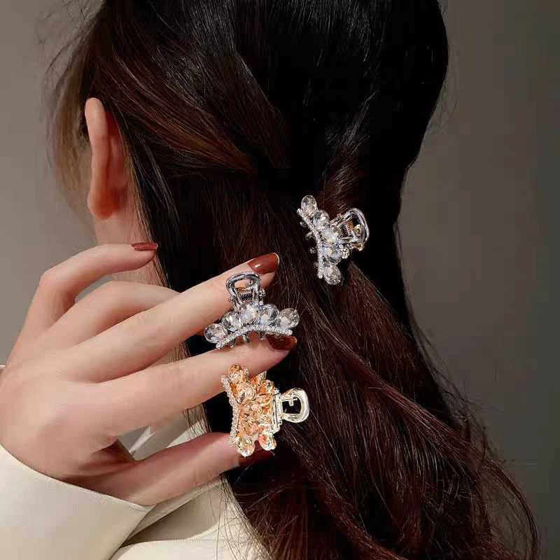 New Fashionable Popular Crab Hair Clip Hair Accessories For Women Fragmented Hairpins Shining Crown Side Barrettes HeadwearW251028