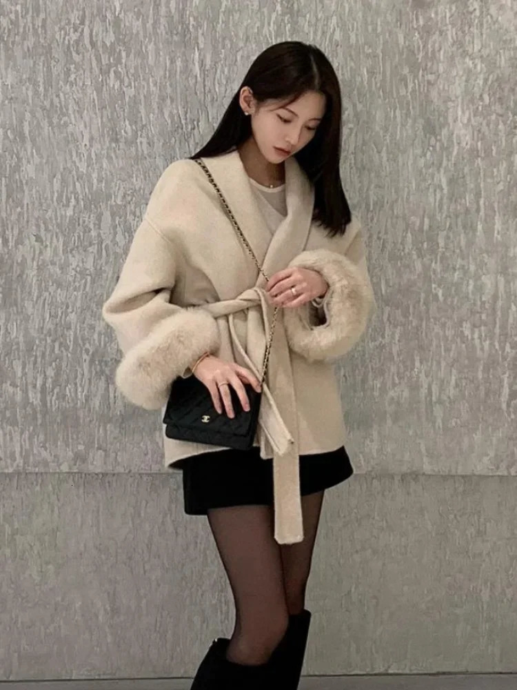 Elegant Lace Up Woolen Overcoat Women Casual Lapel Vneck Full Sleeve Loose Warm Outerwears Lady Autumn Commute Street Coat 251028