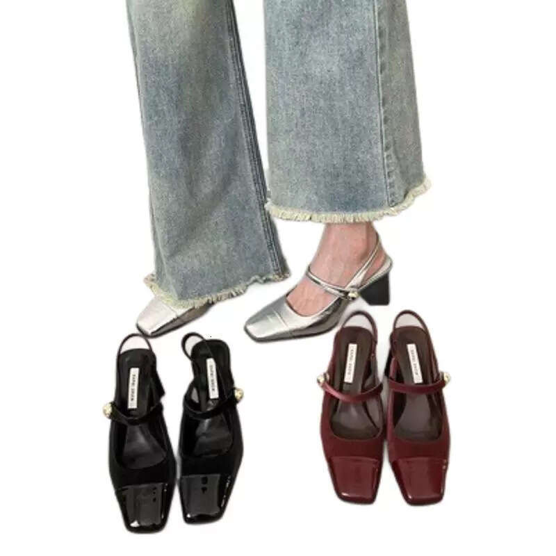 Spring New Korean Style Fashion Square Toe One-Strap High Heel Casual Large Size Women's Designer Shoe Roman Closed-Toe Sandals