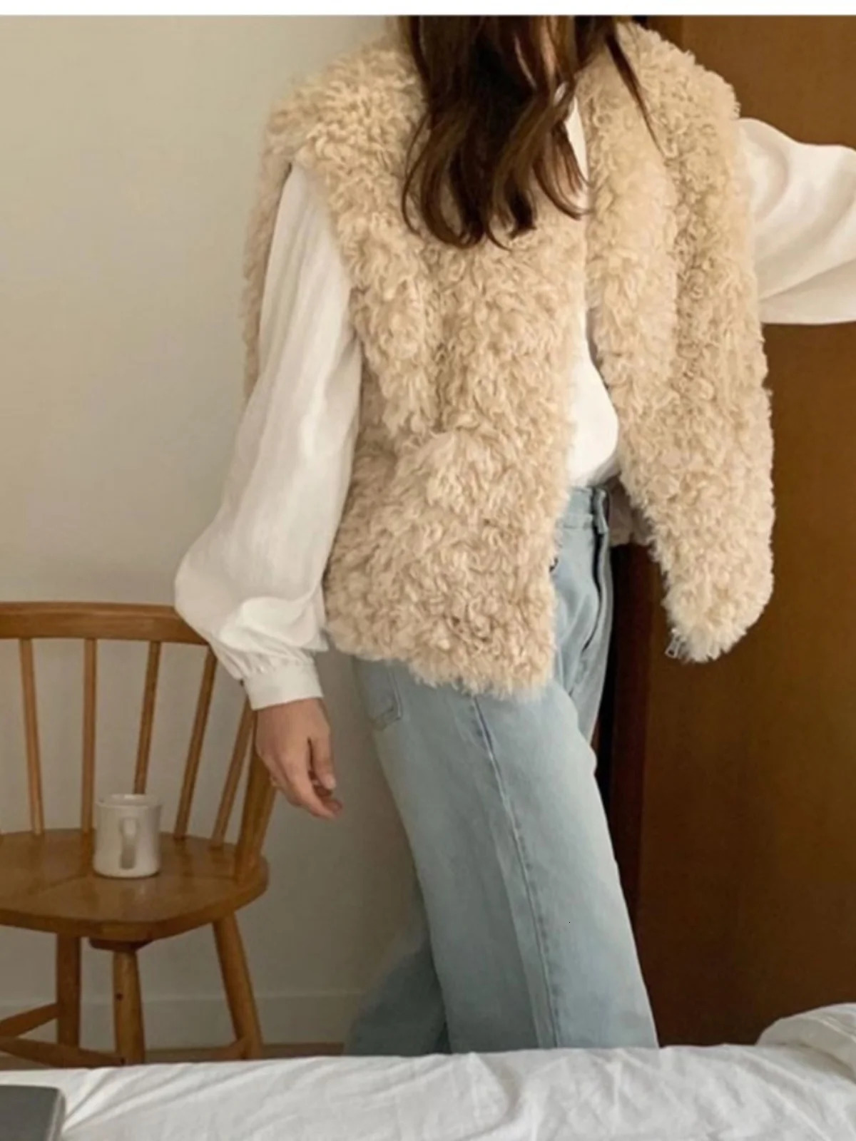 Korean Sle Faionable Winter Outerwear Womens Vest Jaet Circle Pattern Trendy Versatile AgeDefng Small Size Trendy 251029