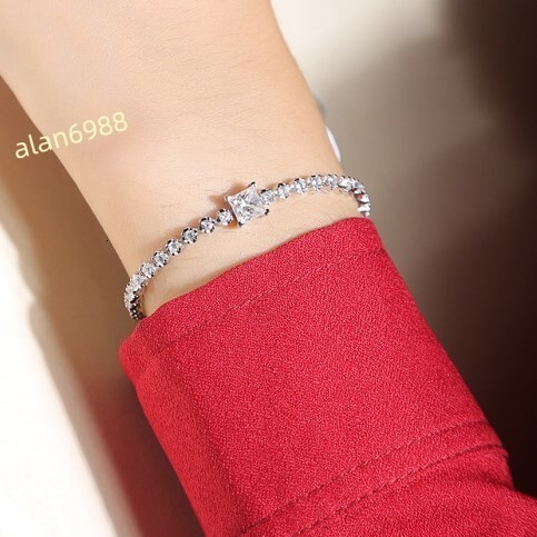 Minimalist Womens Trendy Luxury Moissanite Tennis Chain 925 Sterling Silver Bracelet
