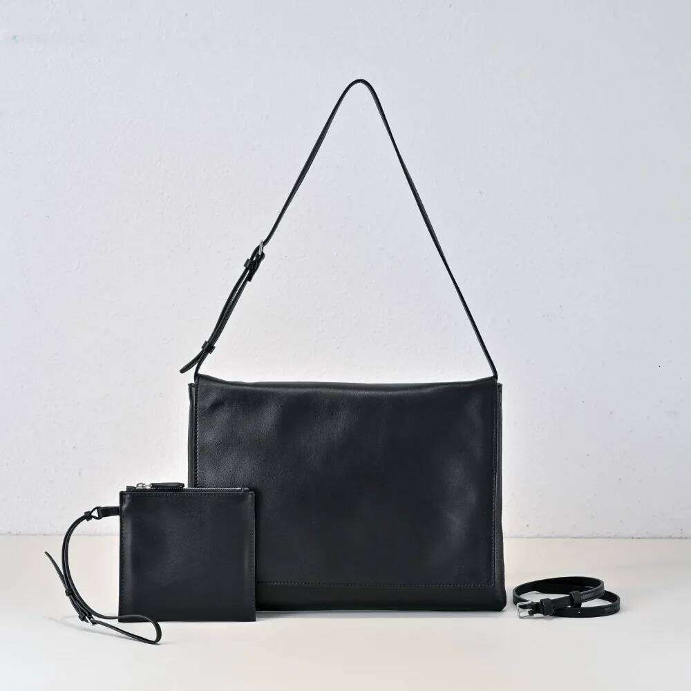 Designer Bags High Quality Minimalist Mail Carrier Simple Envelope Sheepskin Shoulder All Steel Hardware Buckle Flip Seam Armpit Bag Hot Selling