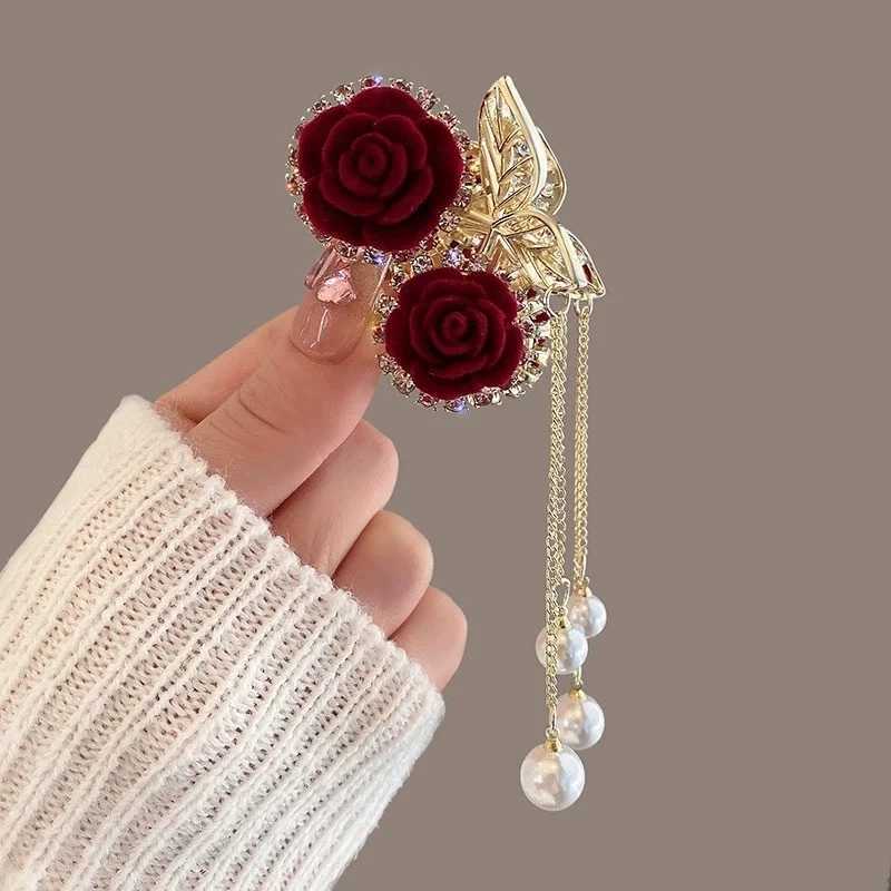 1pc Vintage Elegant Red Flocked Rose Tassel Hair Clip Stylish Ponytail Claw Crab Clip for Girls Women Delicate Hair AccessoriesW251028
