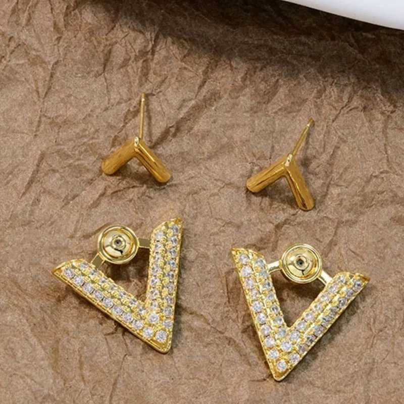Letter double V stud earrings highend sense front and rear two wear size Vshaped full zircon niche rhombus versatile earringsW251029
