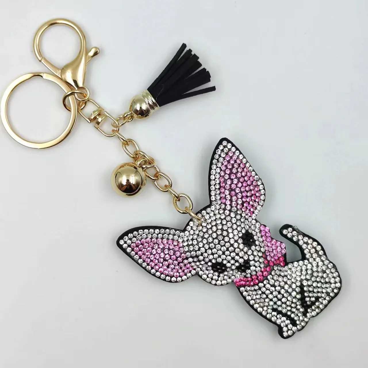Fashion Chihuahua Dog Crystal Keychain Bag Accessories for Women Gold Color German Cat Keyring Jewelry llaveros para mujerW251029