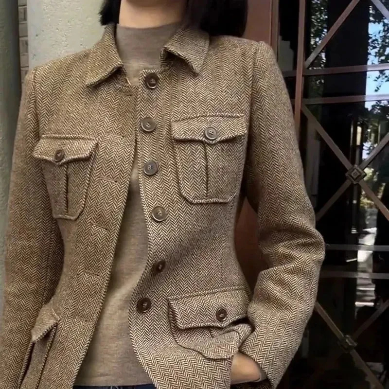 Womens Woolen Jacket Autumn Winter Retro Slim High End Female Short Coat Fashion Comfortable Temperament Ladies Overcoat 251028