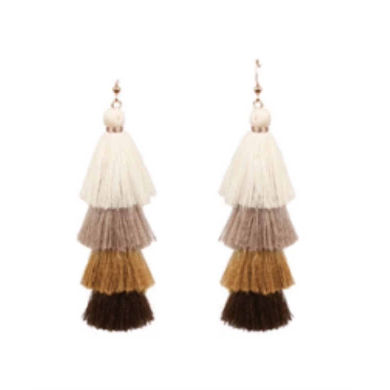 4 perfect Indian sets: headwear, tassel earrings and beaded necklaces, bracelets for stage performances and festival gifts