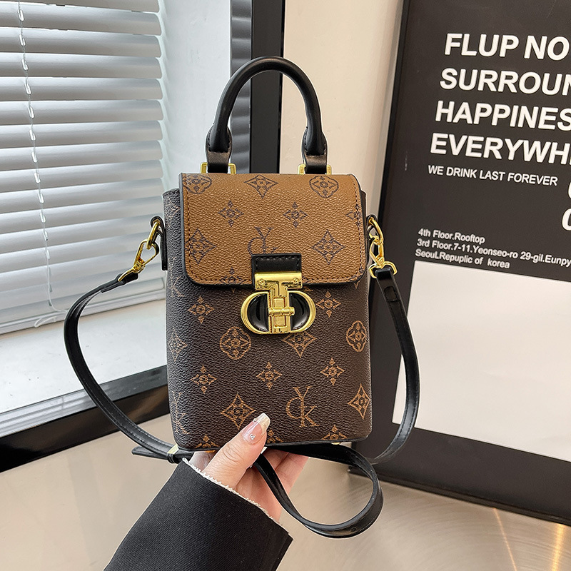 The New Fashion Box Bag Handbag Mobile Phone Bag Senior Sense Color Contrast Bag Ladies Popular All Kinds Of Cross-Body Bag 2025s hot