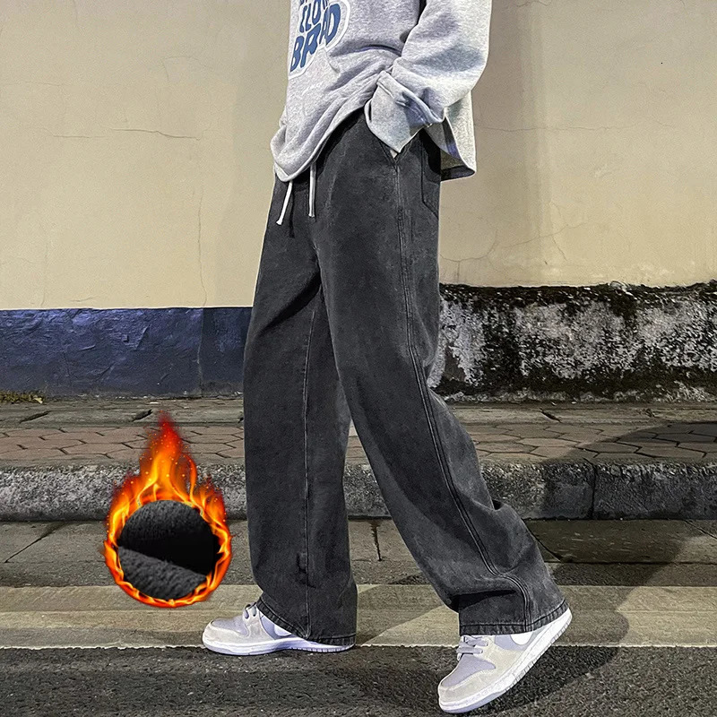 Mens Winter Fleece Loose Jeans Velvet Warm Elastic Waist Wide Leg Y2K Denim Pants Straight Comfortable Mens Clothing 251029