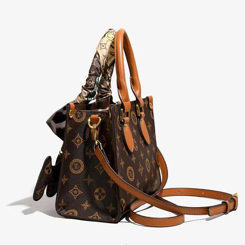 Elegant Ladies Handbag From Premium Leather Shoulder Strap Design Classic Messenger Bag By Luxury Brand W251029