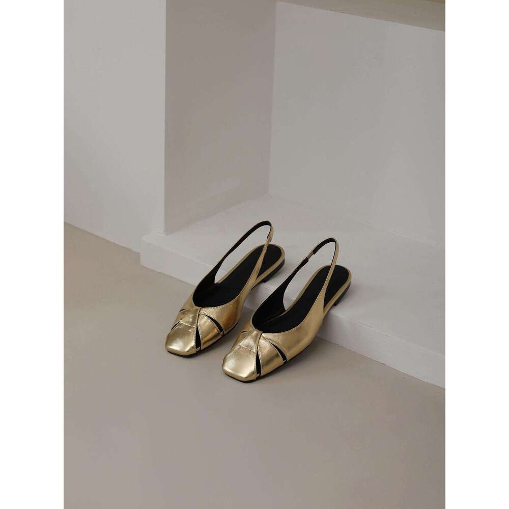 2025 New Arrival French Style Elegant Designer Shoe Women's Closed-Toe Woven Hollow Niche Breathable Flat Sandals