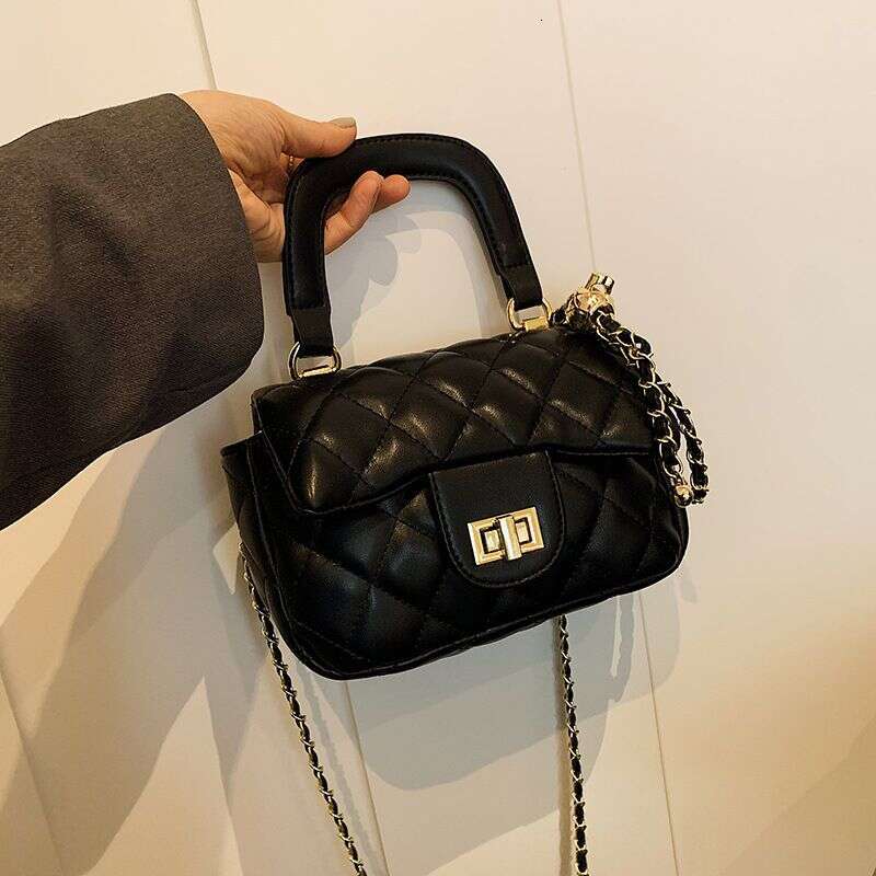 Beibei Shangpin New Style Fashion Trendy Lingge Chain Buckle Handheld One Shoulder Diagonal Straddle Bag