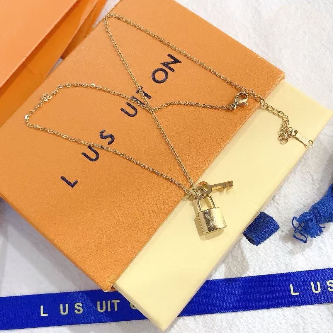 Luxury Designer Jewelry moissanite chain Wedding Party Bracelets Jewellery Chain Brand Simple Letter Women Ornaments Gold necklaces designer necklace