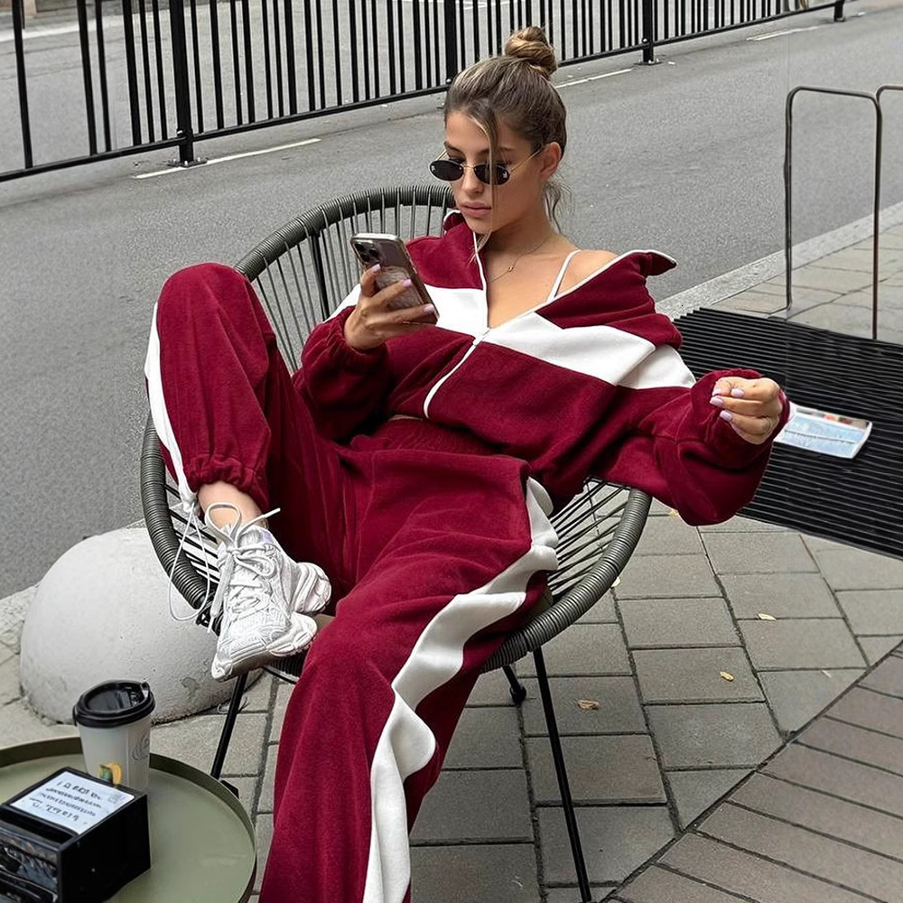 New Fashion European and American Designer Style Casual Sports Set Zipper Open Collar Woolen Sweater Pants Women's Two Piece Set