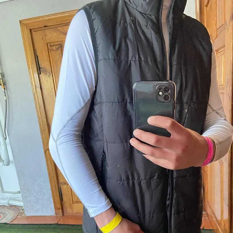 Men Vest Winter Jacket Casual Coat Warm Sleeveless Jackets Fashion Male CottonPadded Vest Windproof Outdoor Climbing Outwear W251029