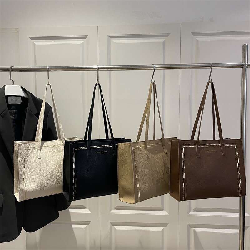 Designer bag Large Capacity Tote for Women 2025 New Fashion Simple Shoulder Casual Commuter Underarm Bag