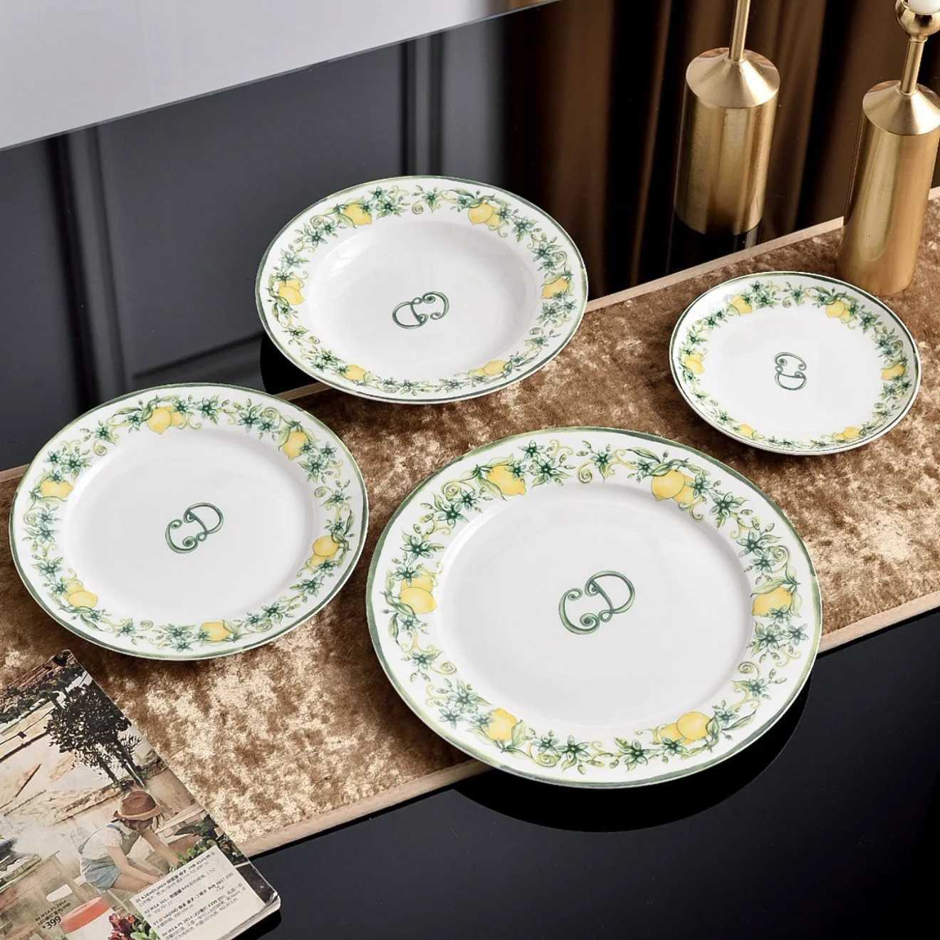 He Light Luxury Bone Porcelain Tableware Set Dishes Household 36ed Package Hotel Clubhouse Dishes Set Y251028