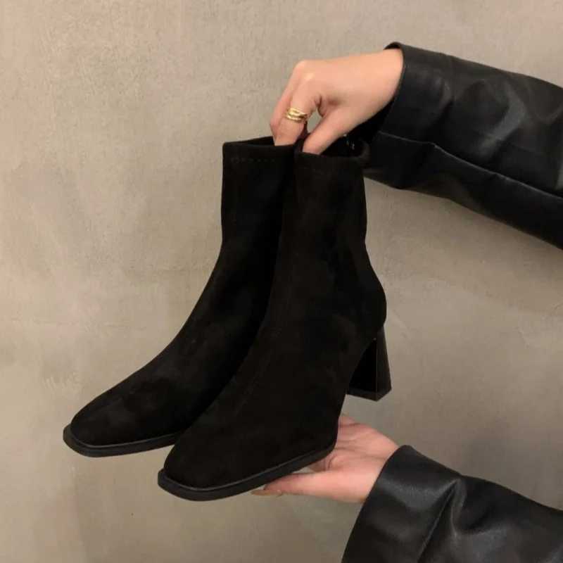 Fashionable New Square Head Sexy Suede Casual Work Boots for Winter Comfortable Zipper Banquet Elegant High Heels Womens Boots Z251029