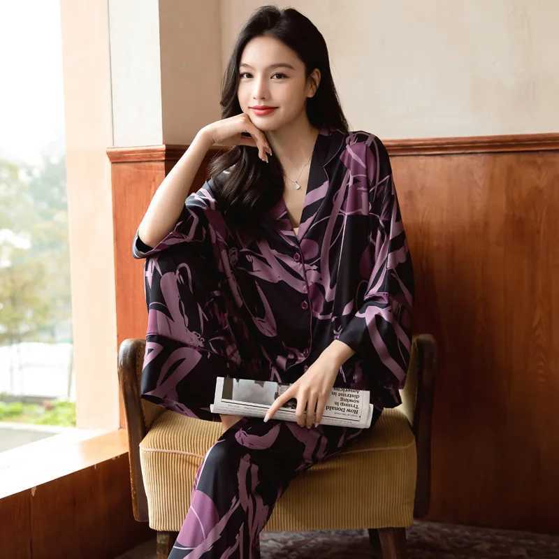 Premium Womens Ice Silk Pajama Set Lightweight Long Sleeve Loungewear Fashionable Silk Design Luxurious Comfort for HomewearT251029